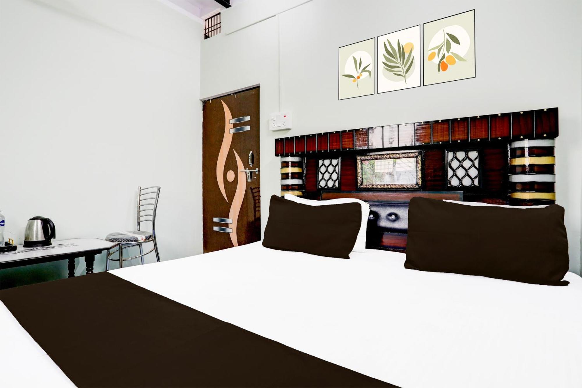Hotel O V.K. Hotel Prayagraj Ngoại thất bức ảnh