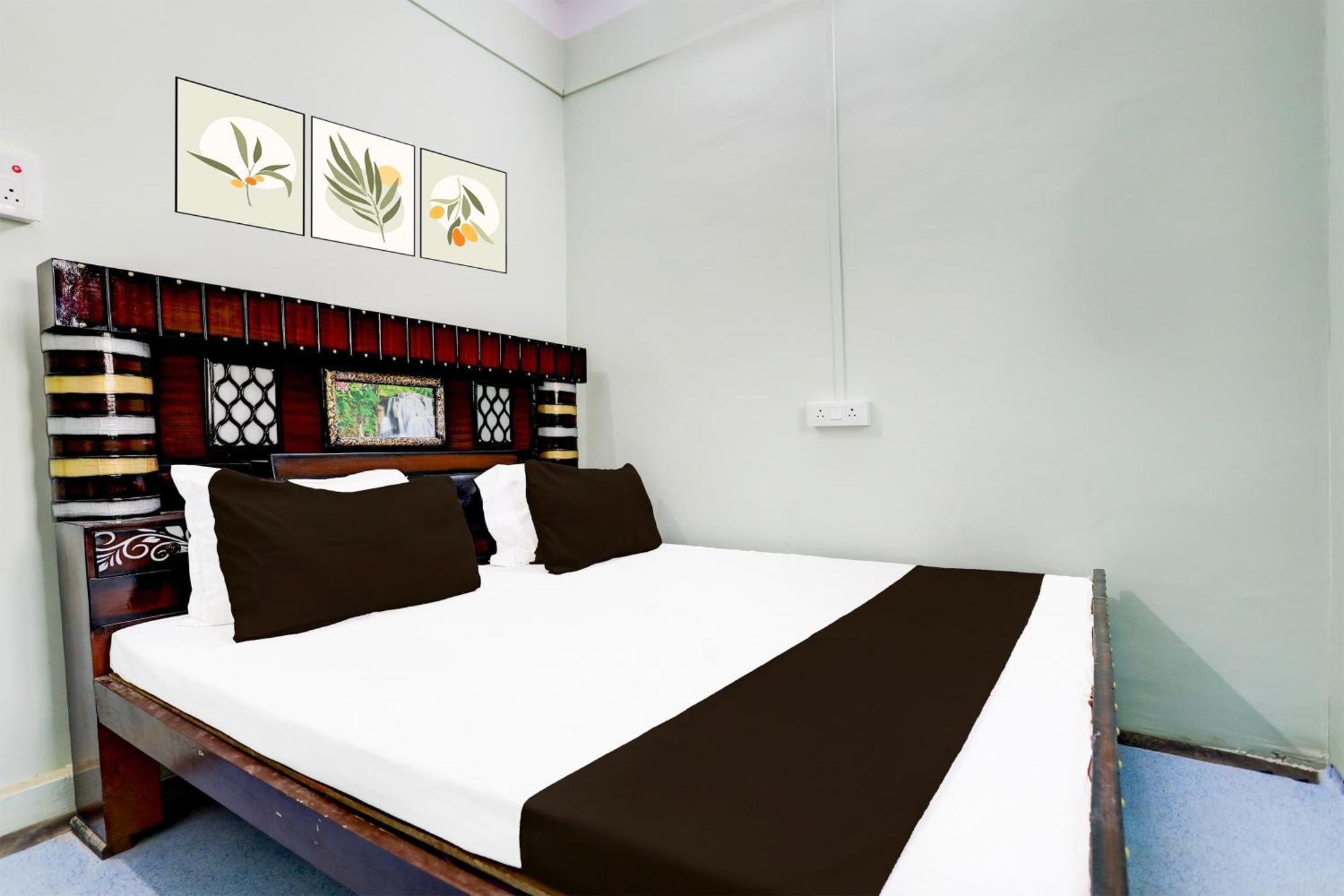 Hotel O V.K. Hotel Prayagraj Ngoại thất bức ảnh
